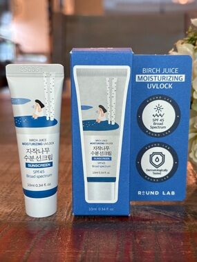 NEW Round Lab BIRCH JUICE Moisturizing UVLOCK Sunscreen with SPF 45 Mini!